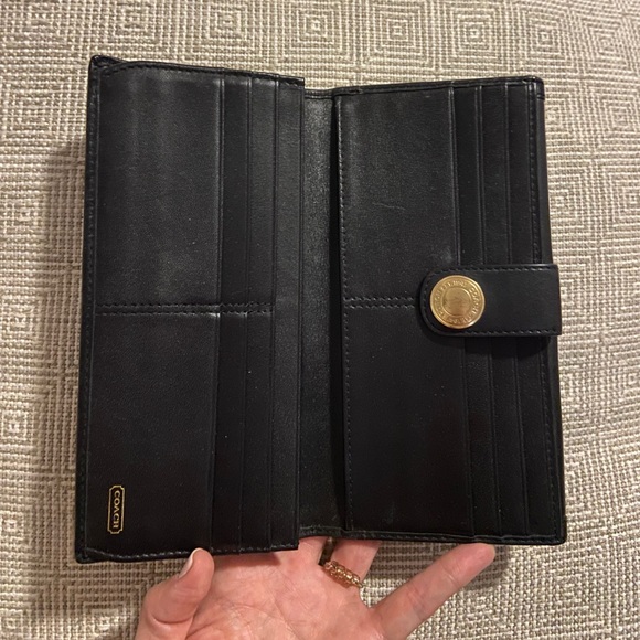 Coach Slim Double Snap Closure 12 Card Wallet/Clutch in Black Leather - Picture 4 of 11